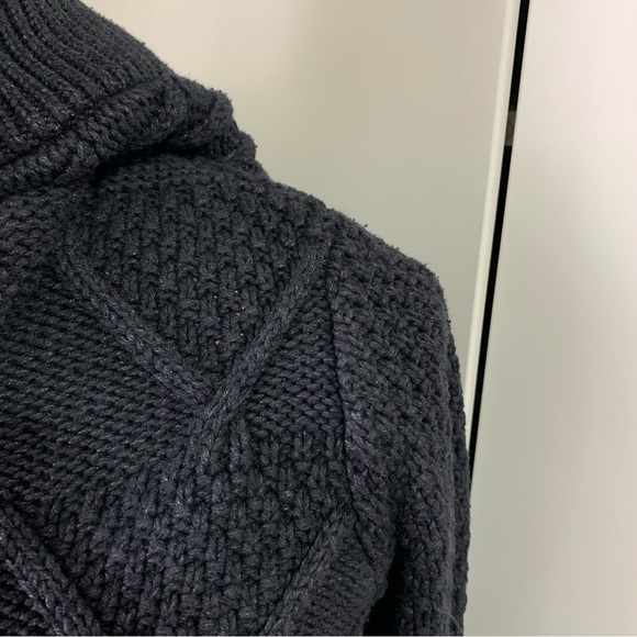 Forever 21 Thick Woven Cardigan Sweater - Picture 3 of 15